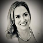 Headshot of Rebeckah Adcock, vice president, U.S. government relations, International Fresh Produce Association (IFPA).