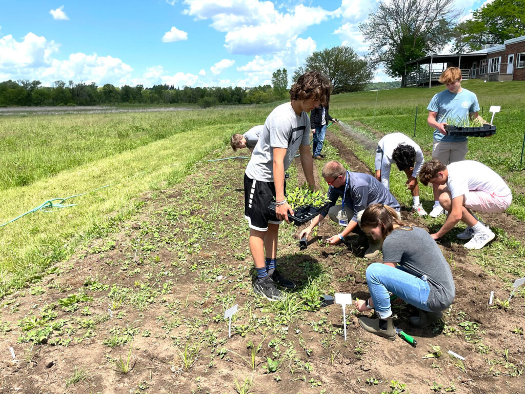 Midwest high schools receive pollinator habitat grants
