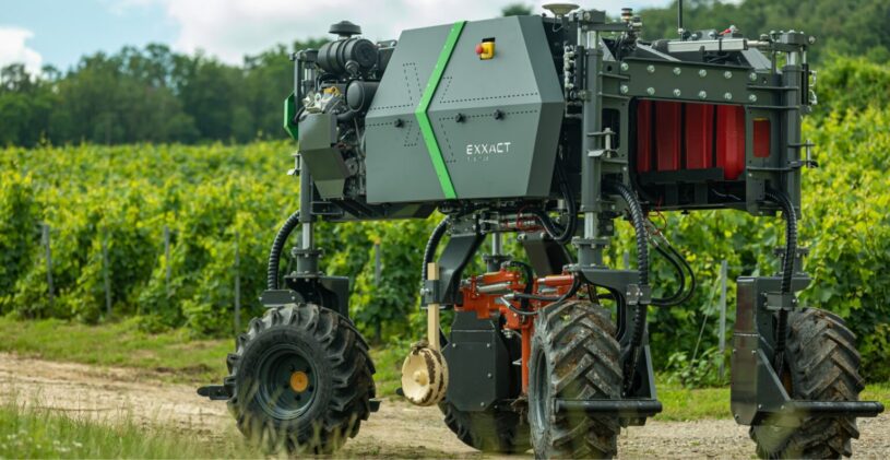 Hydrogen-fueled autonomous tractor designed to reduce emissions